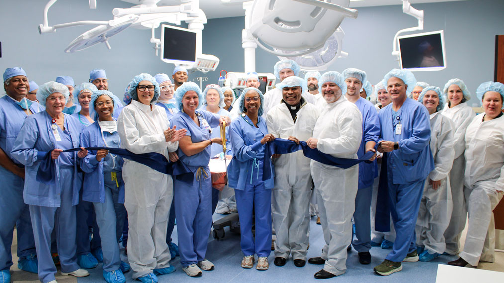 Lourdes operating room ribbon cutting